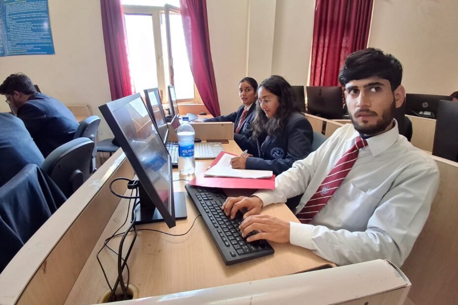 WhatsApp Image 2025-11-08 at 15.29.00